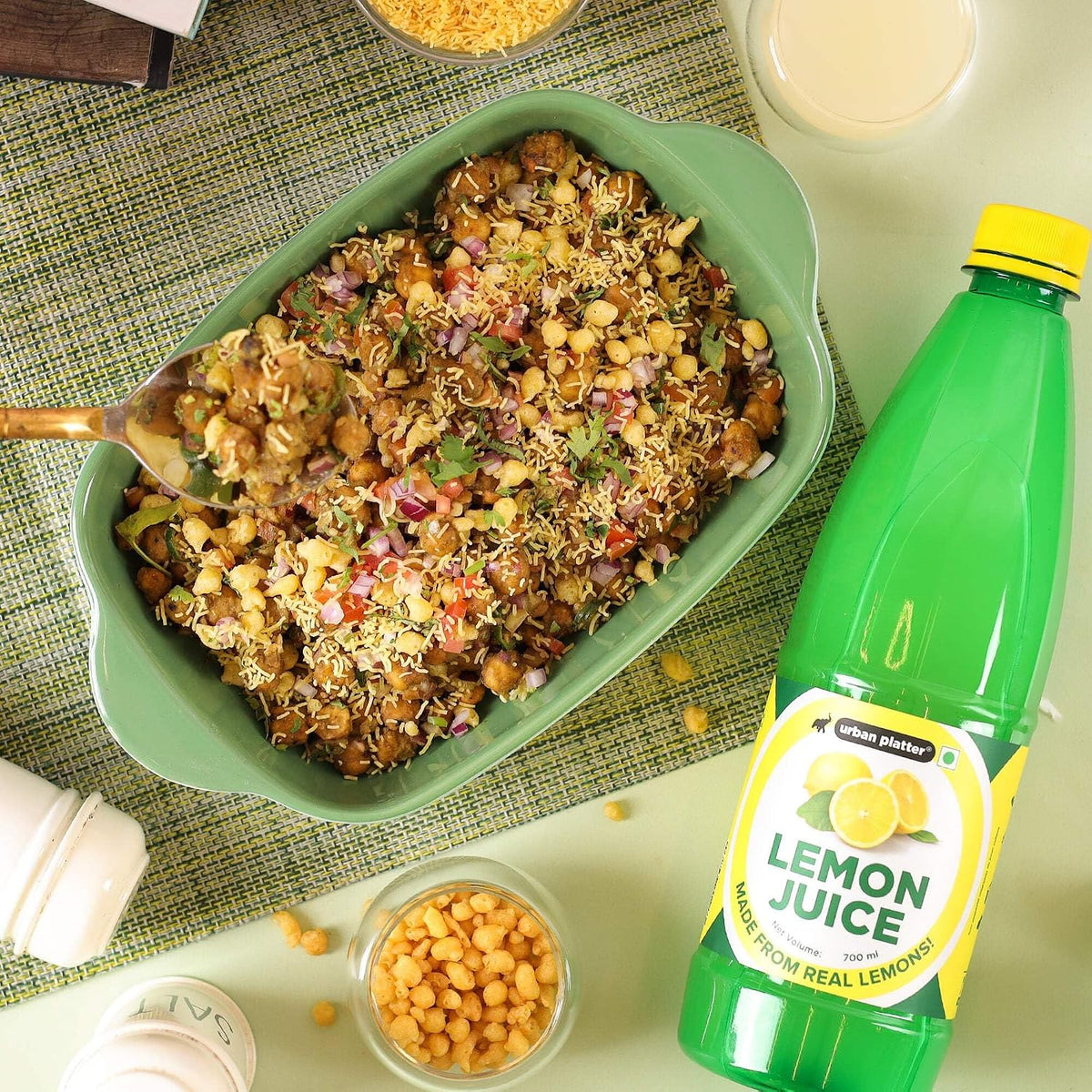 Urban Platter Lemon Juice Concentrate, 700ml (Equivalent of 70 Lemons | Quick and Easy | Ideal for Beverages and Daily Use)