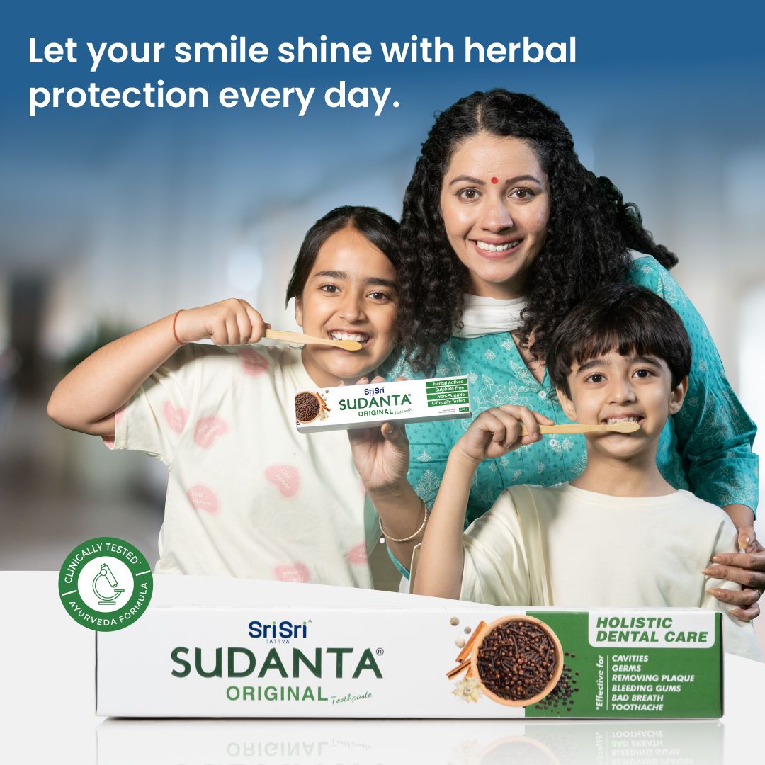Sri Sri Tattva Sudanta Original Toothpaste - Non - Fluoride - 100% Vegetarian, 100 g